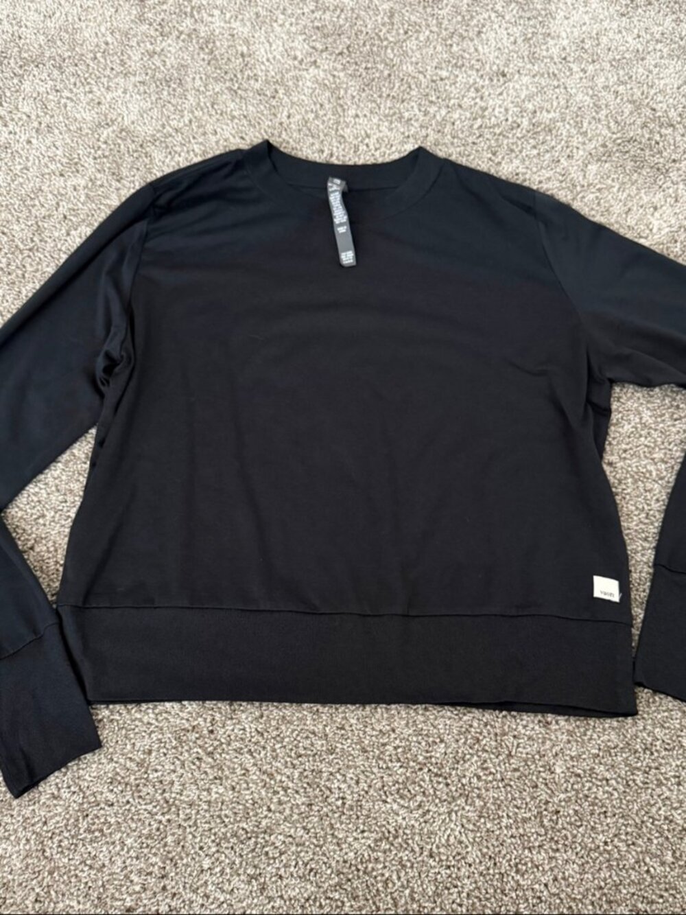 Vuori Long Sleeve Crewneck Shirt Medium Black Relaxed Wide Ribbed Hem